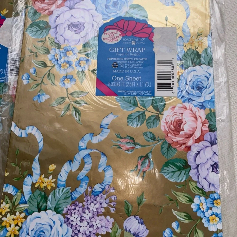 American Greetings Vintage‎ Gold Multiple Color Floral Gift Wrap 4 Sheets Sealed